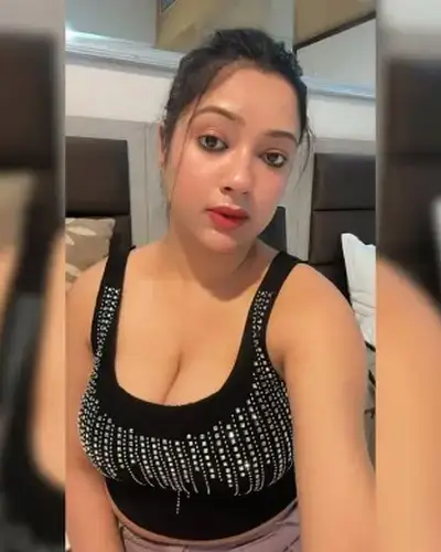 Call Girls Service Gadhada